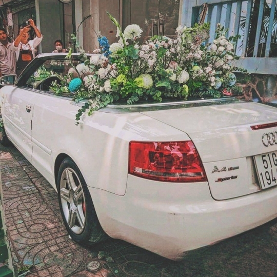 XE HOA VIP CHÂU ĐỨC